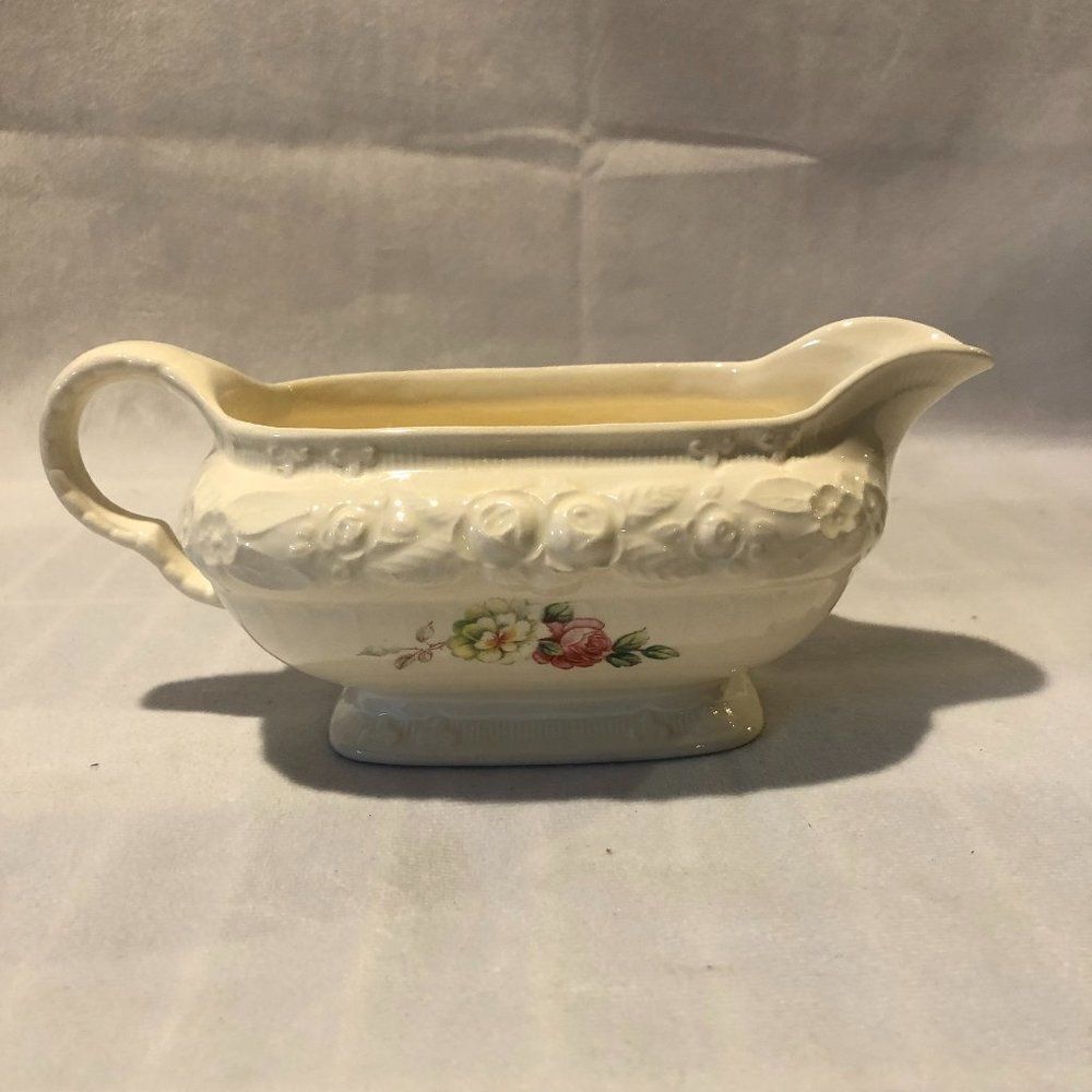 Vintage "Yellowstone" Gravy Boat Homer Laughlin F3